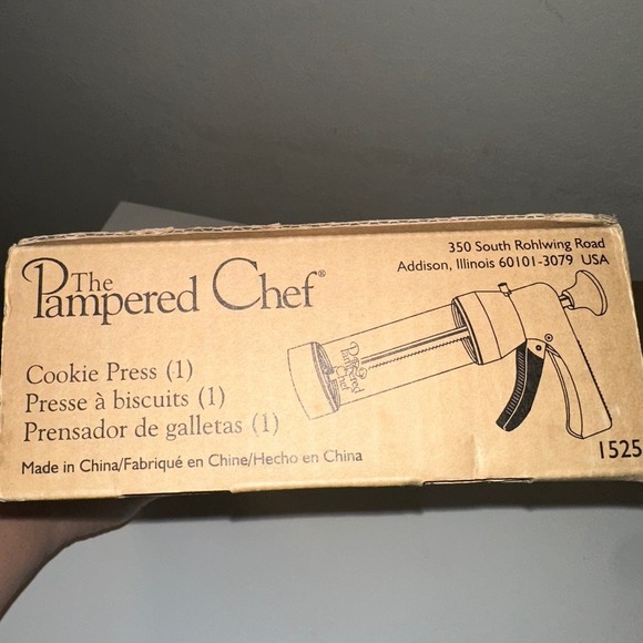 The Pampered Chef Cookie Press 1525 w/16 Decorator Discs Original Box and Manual - Picture 3 of 6